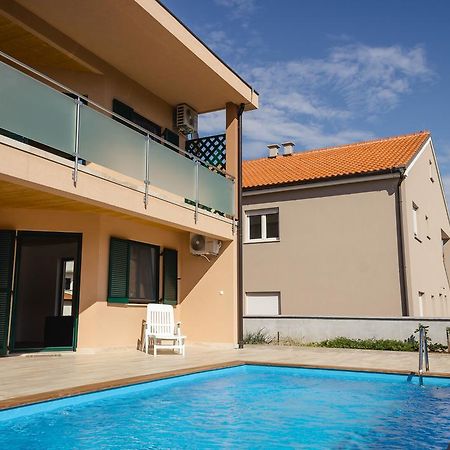 Apartments Dujic Tribalj Rum bild