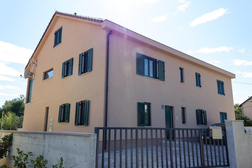 Apartments Dujic Tribalj Rum bild