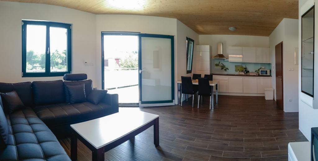 Apartments Dujic Tribalj Rum bild