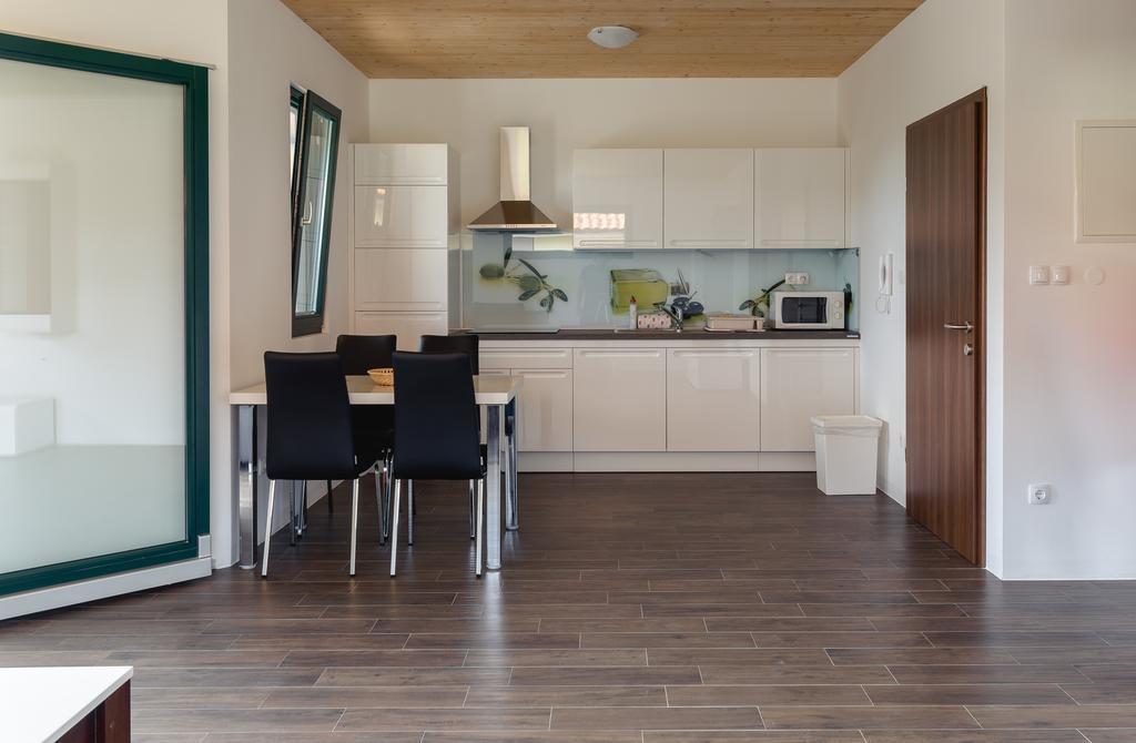 Apartments Dujic Tribalj Rum bild