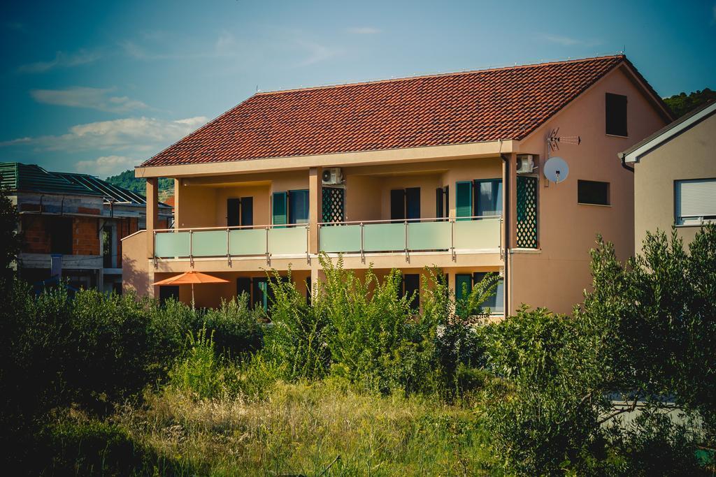 Apartments Dujic Tribalj Rum bild