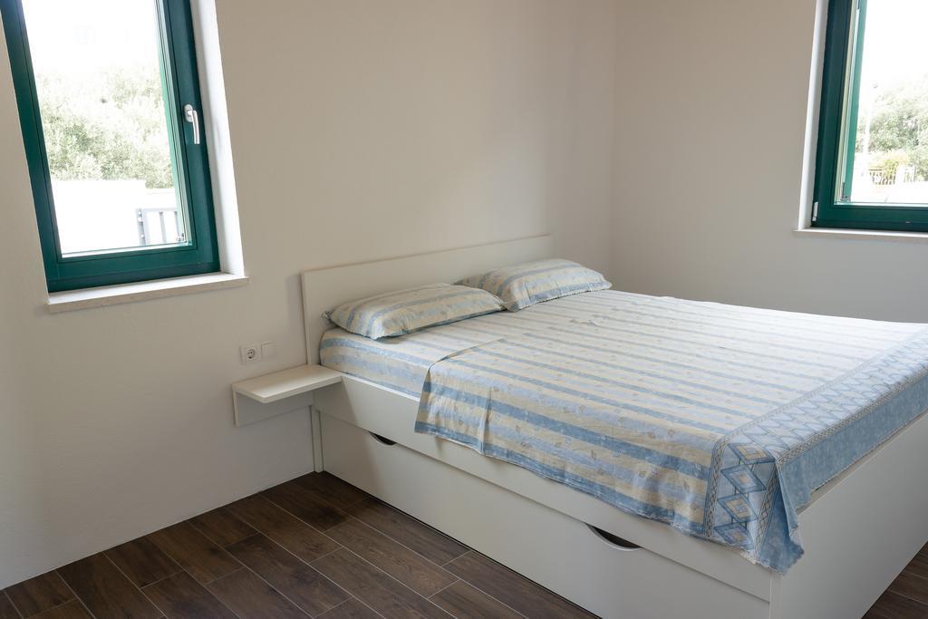 Apartments Dujic Tribalj Rum bild